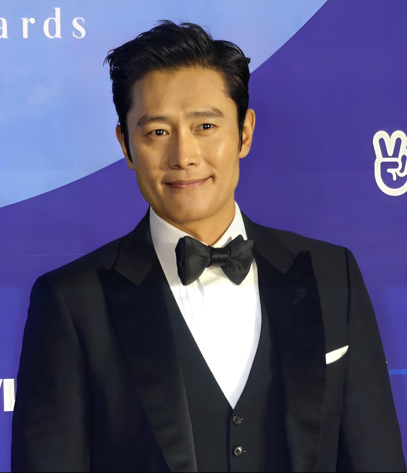 photo of Lee Byung-hun