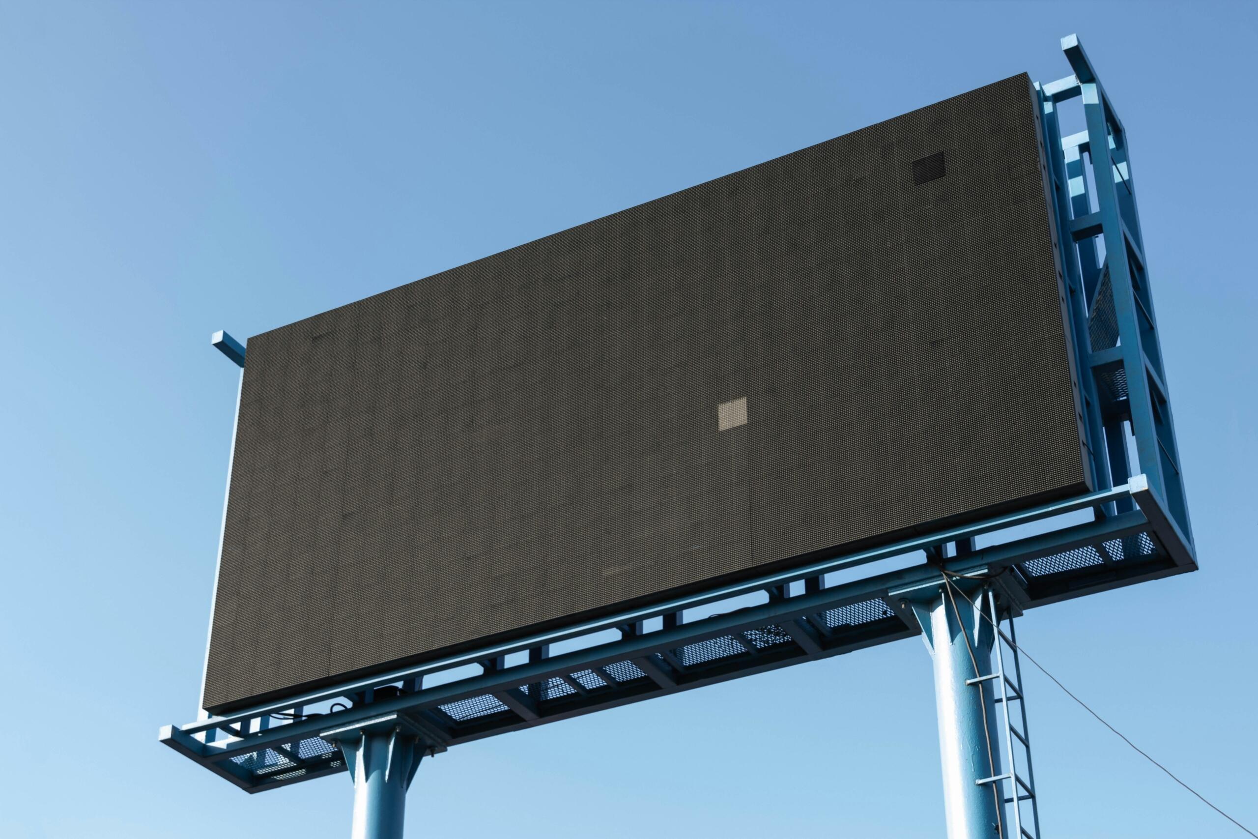 Digitalni billboard ekran kao primjer primjene hemije u savremenoj tehnologiji
