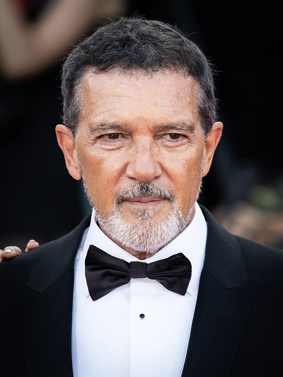 Glumac Antonio Banderas, jedan od najpoznatijih španskih glumaca koji je ostvario vrhunsku karijeru u Hollywoodu.
