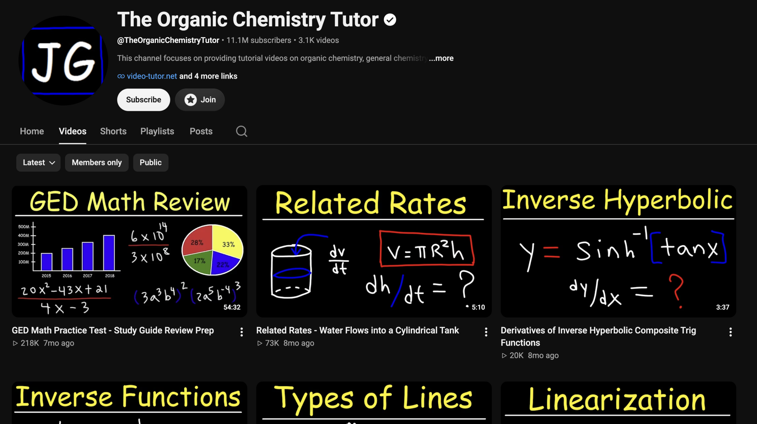 Snimak ekrana kanala The Organic Chemistry Tutor sa formulama i matematičkim zadacima na crnoj tabli
