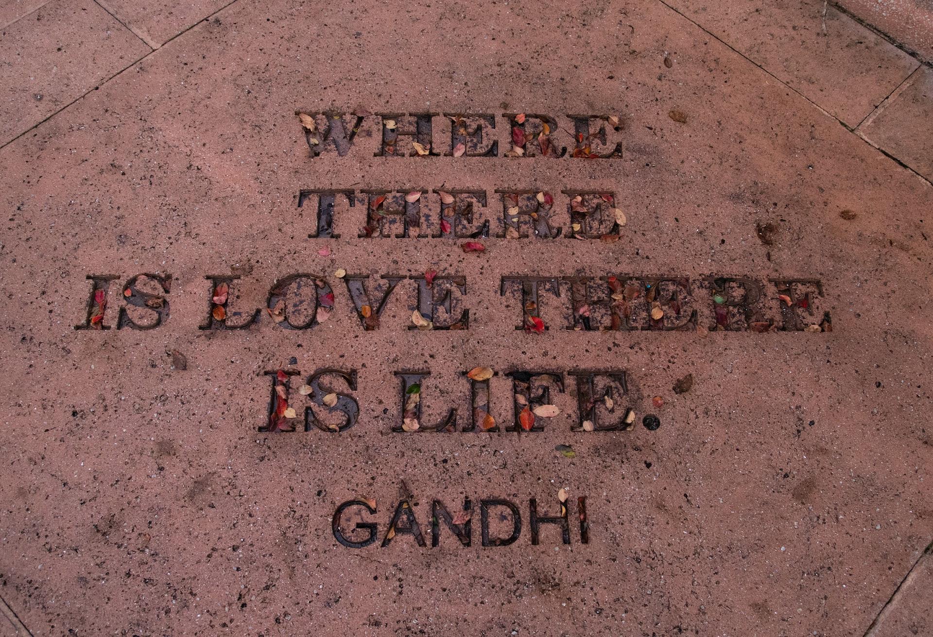 mahatma gandhi citation connue