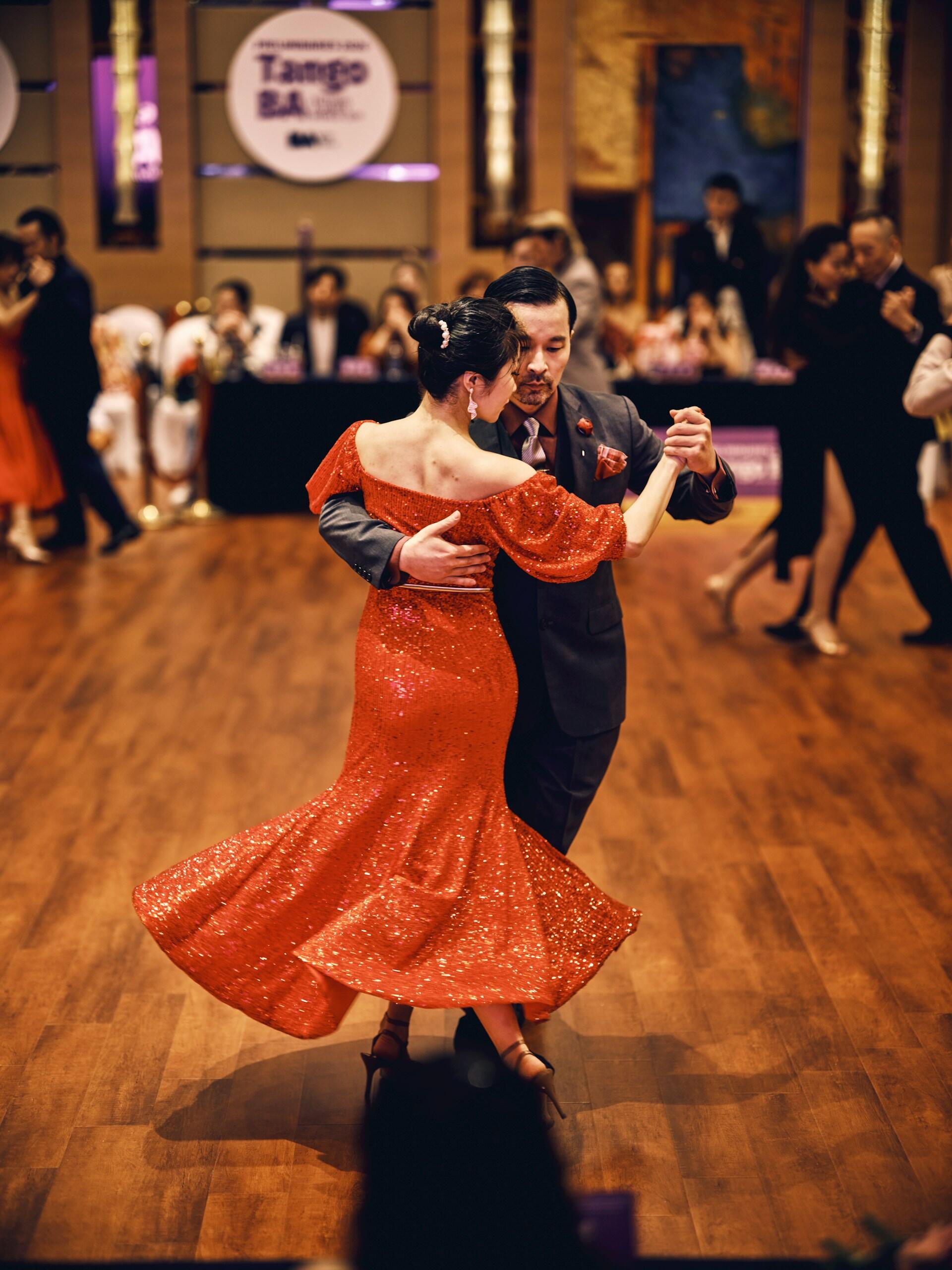couple danse salon