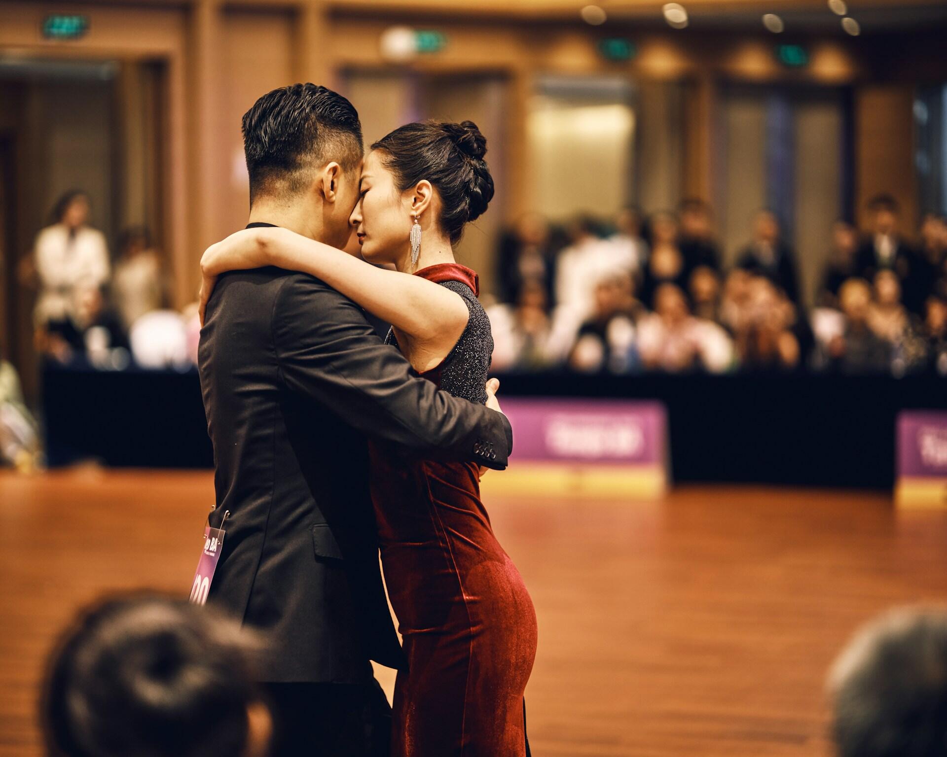 couple danse salon