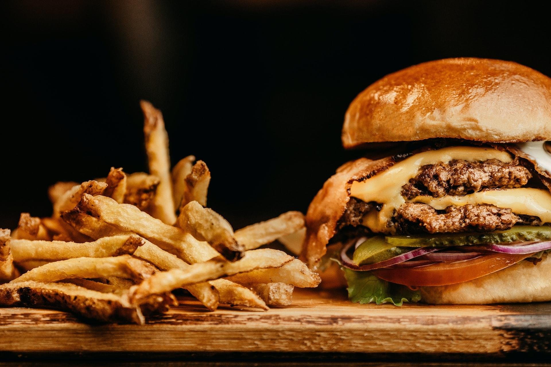 nourriture de fastfood et restaurants frites et hamburger
