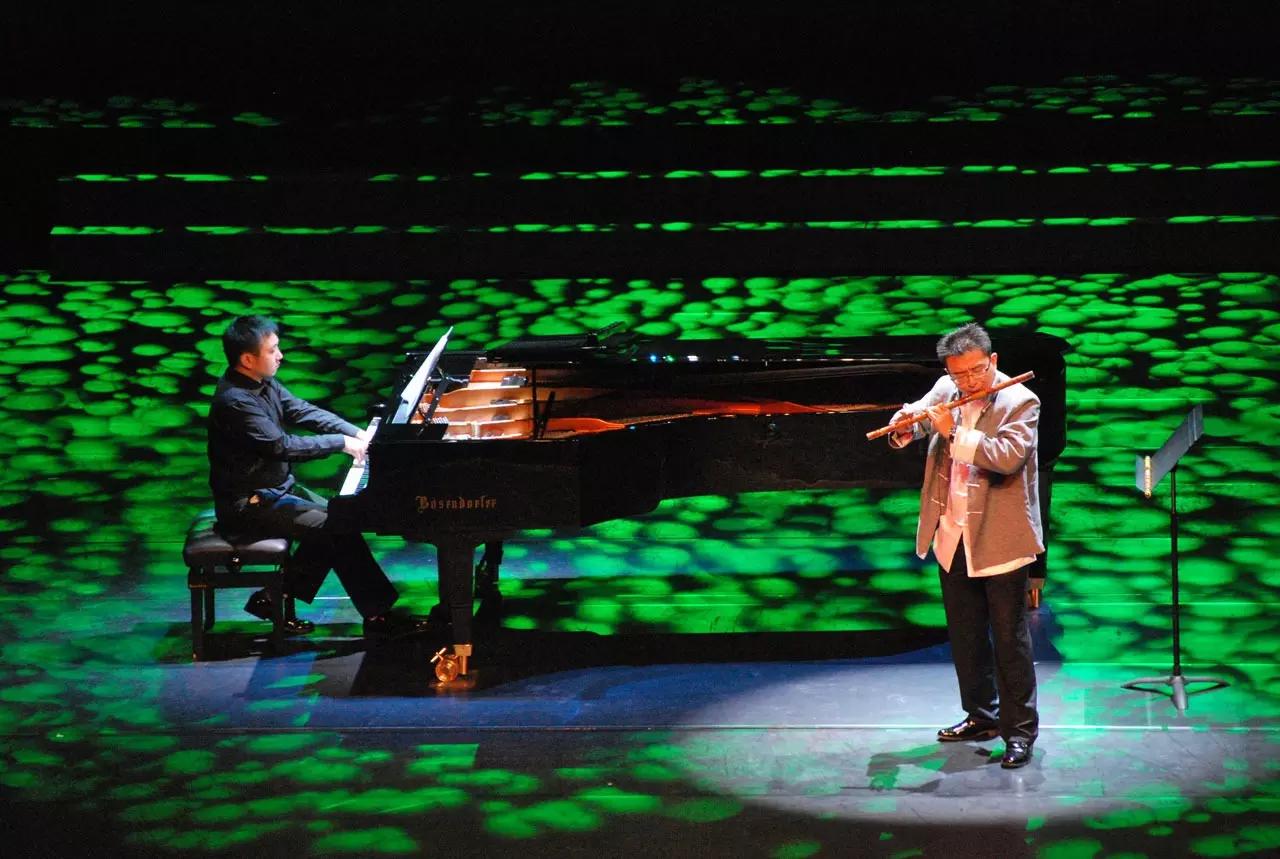 Combien est-ce qu'il y a d'écoles de musique à Charleroi ?