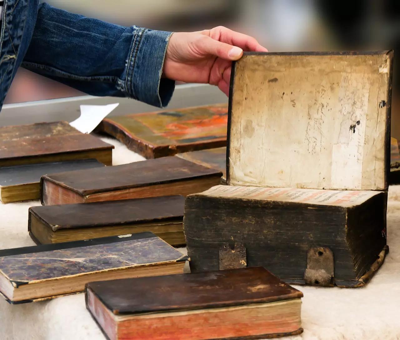 Qu'est-ce que ce vieux livre ?