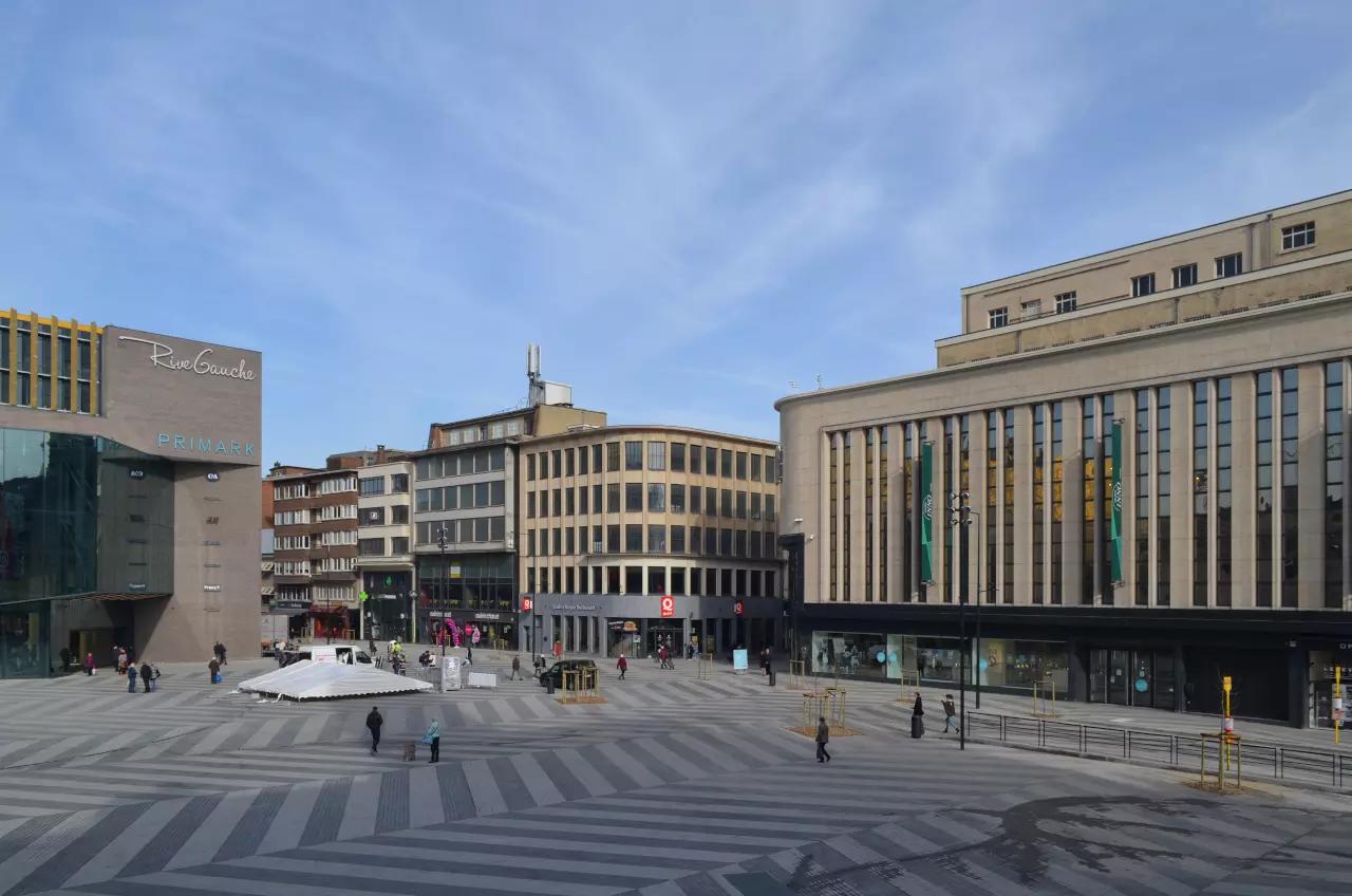 Combien d'habitants chez les carolos ?