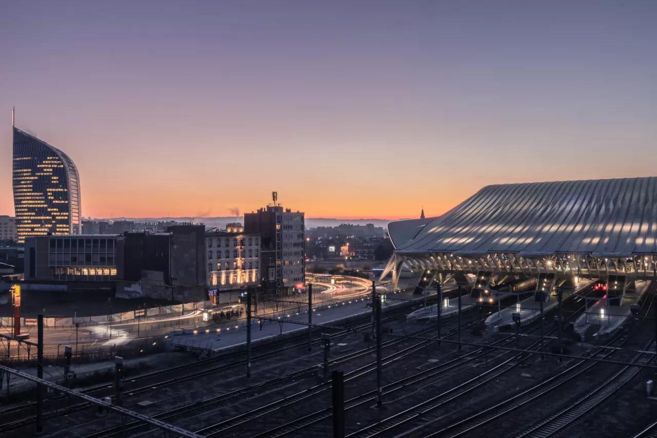 Quand a été construite la gare de Liège ?