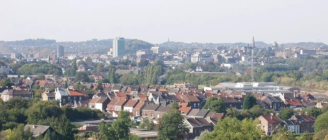 Combien d'habitants à Charleroi ?