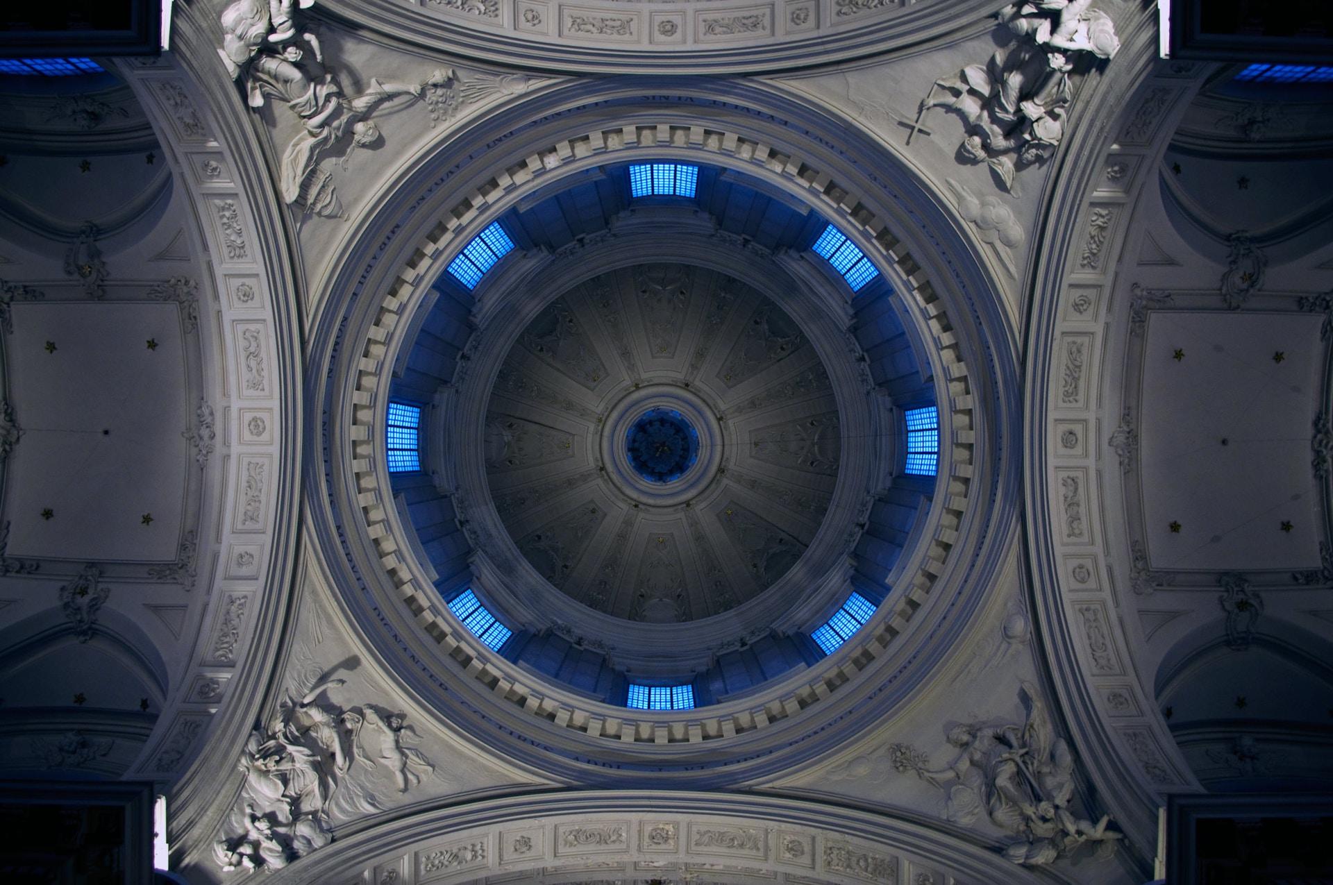 plafond de la cathédrale Saint-Aubin à Namur