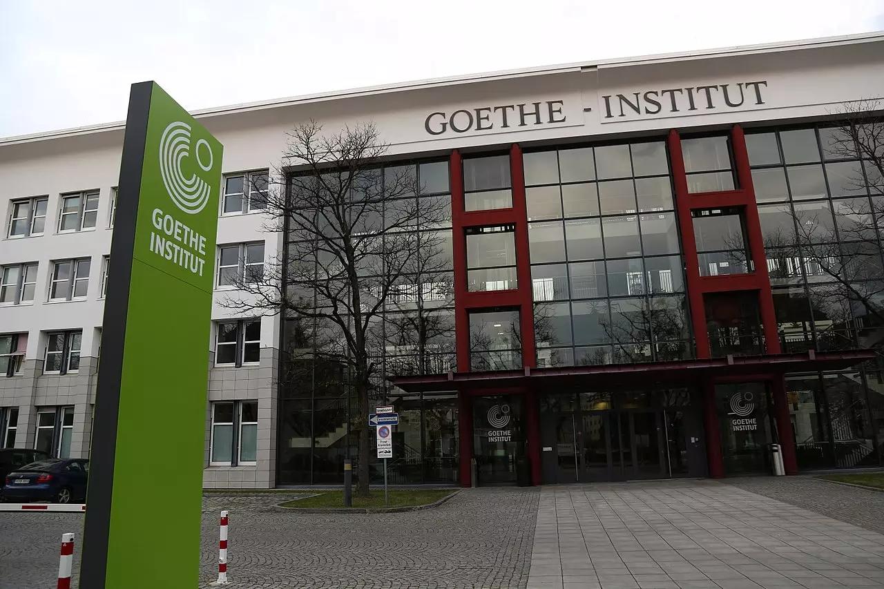Où se trouve le Goethe institut dans la capitale belge ?