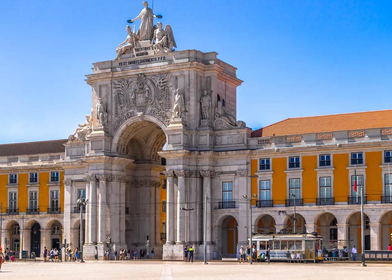 Quel est le nom de ce bâtiment de Lisbonne ?