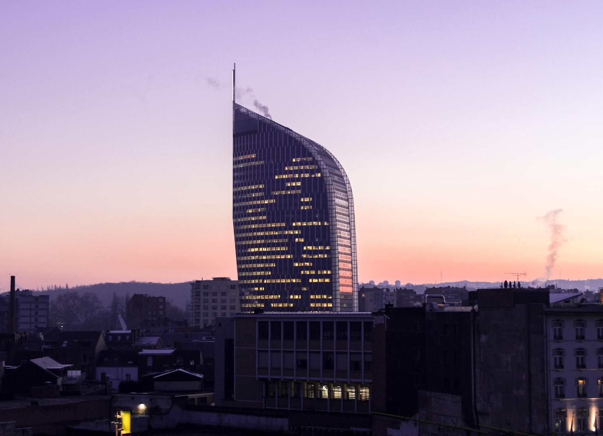 Tour financière de Guillemins à Liège