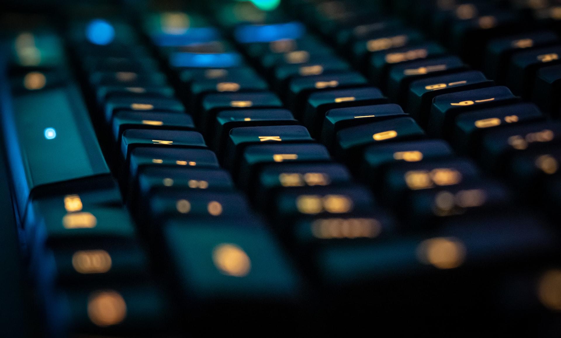 clavier d'ordinateur portable avec touches rétroéclairées