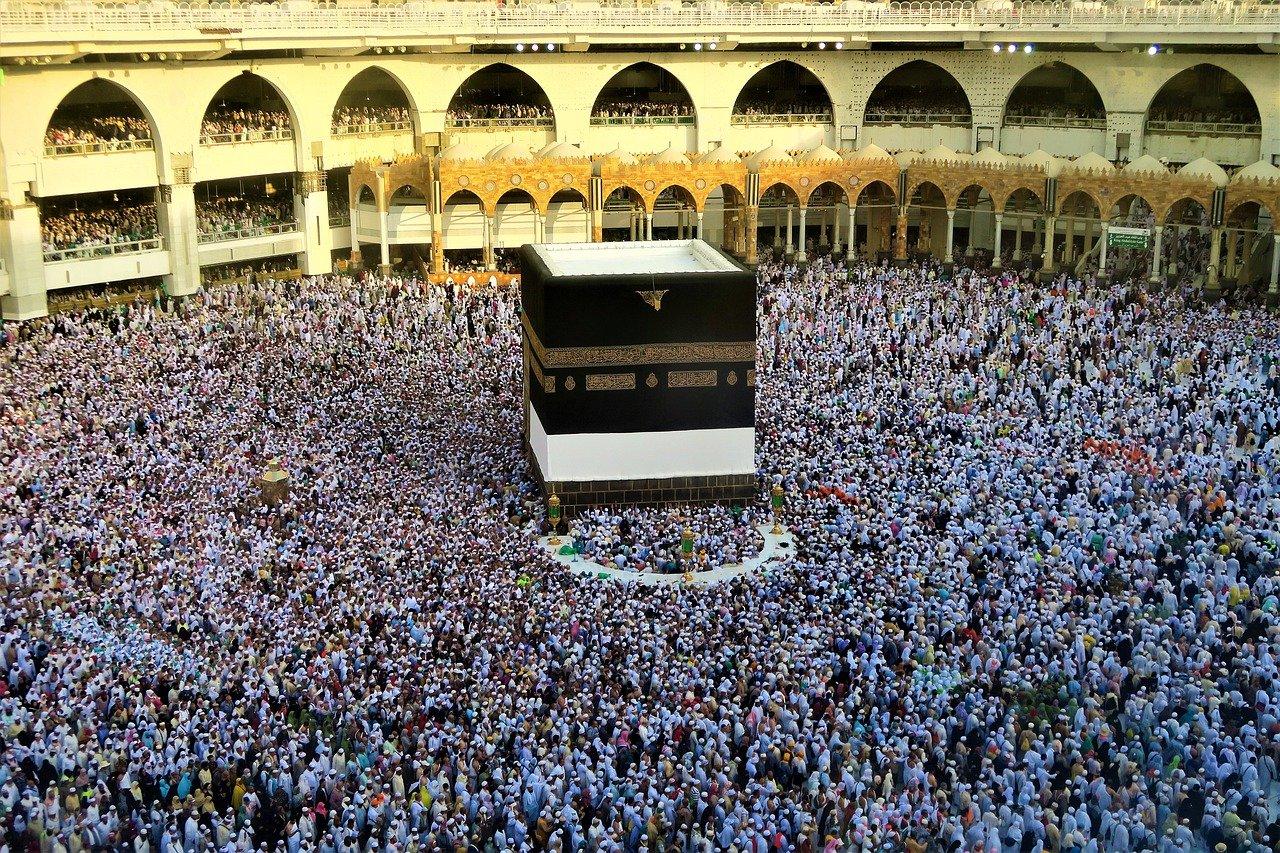 Qu'est-ce qu'il y a dans la Kaaba ?