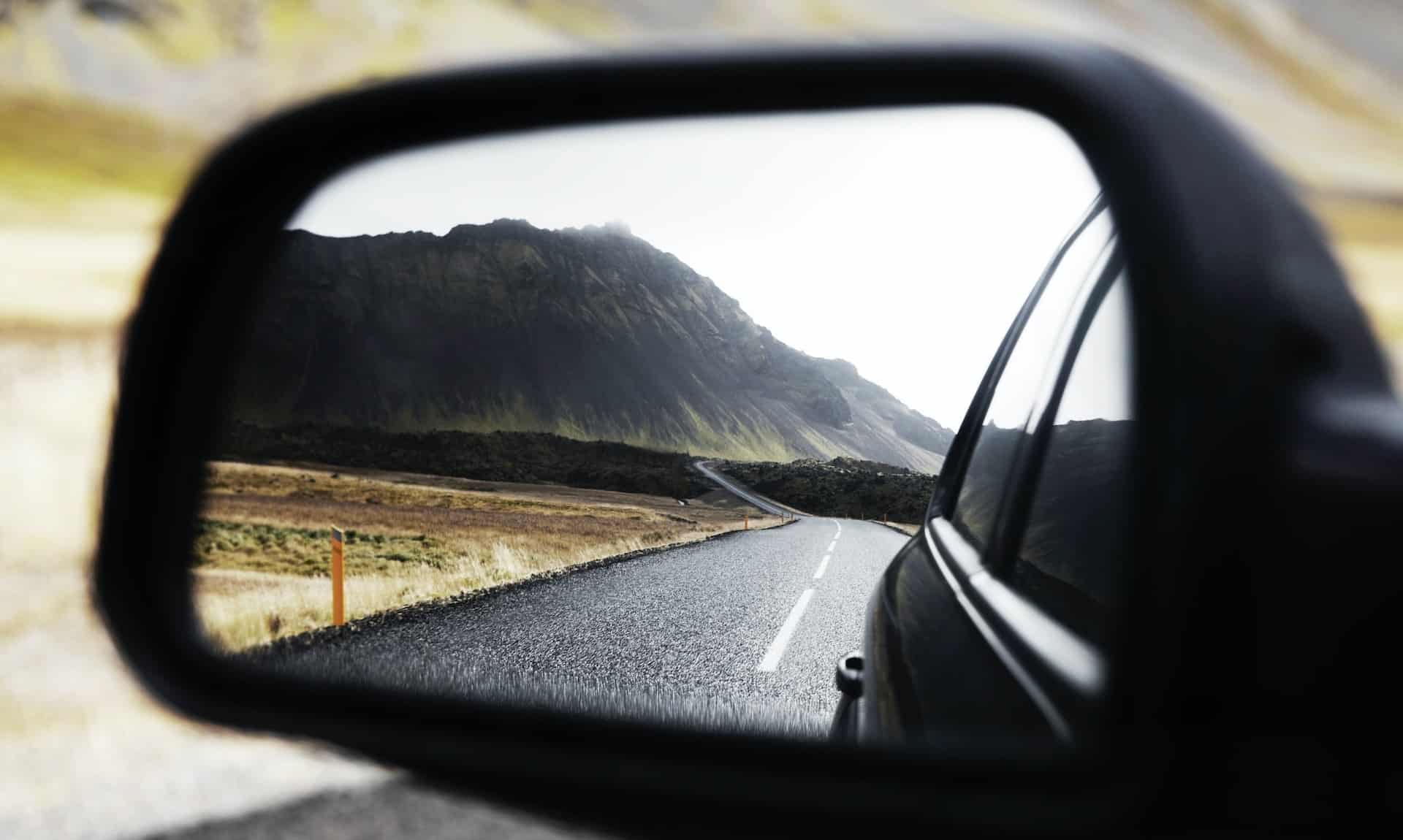 rétroviseur gauche voiture