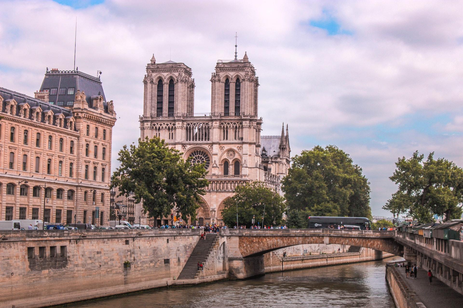 Notre-Dame de Paris en France cathédrale