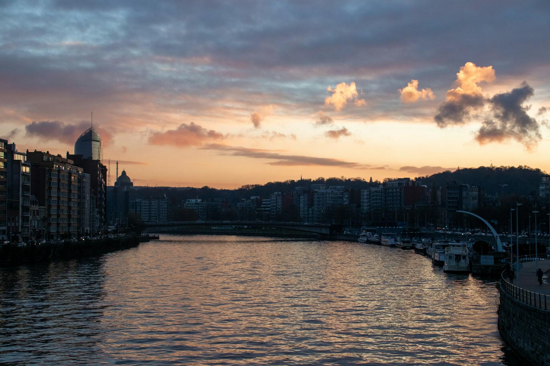 coucher de soleil sur liege