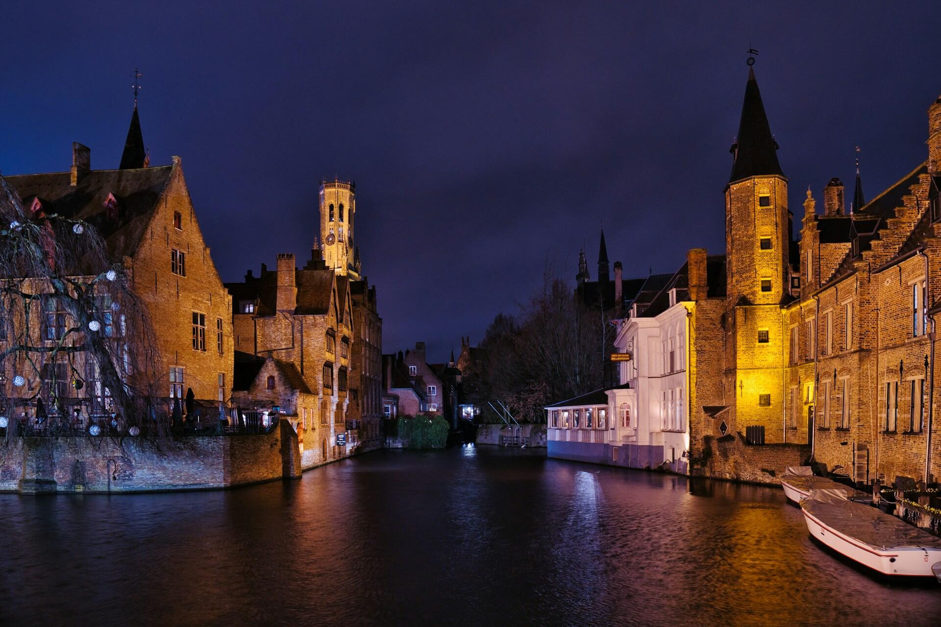 Bruges ville de nuit