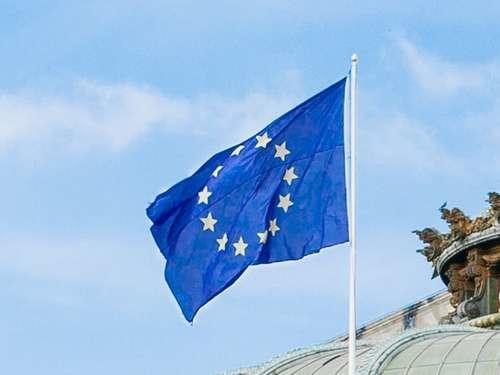 La CEE a laissé dans le sillage du traité de Rome de nombreux accords binationaux.