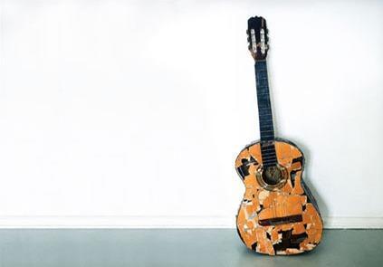 Comment commencer à jouer de la guitare ? 