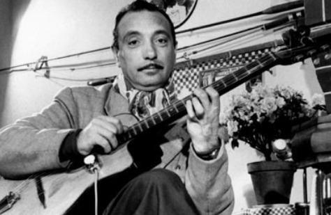 Les astuces pour jouer de la guitare à une seule main.