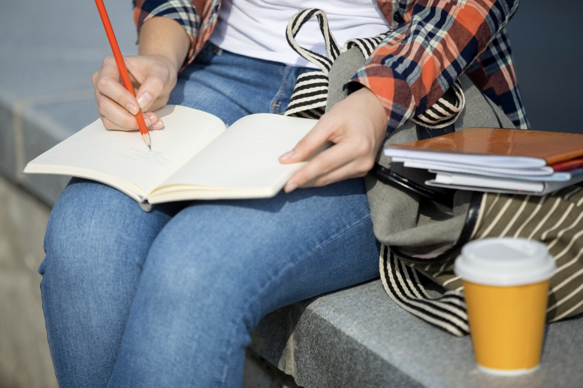 zaeta studentka