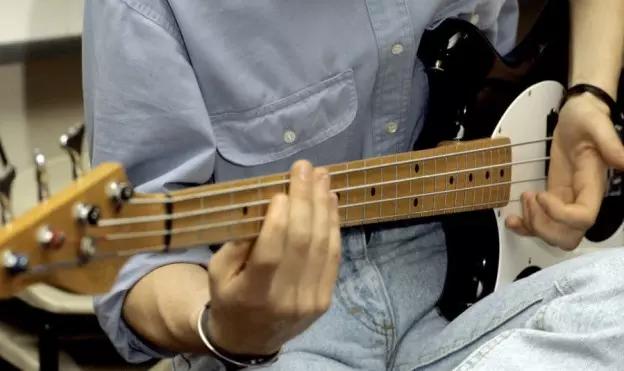 melhores guitarras mão esquerda