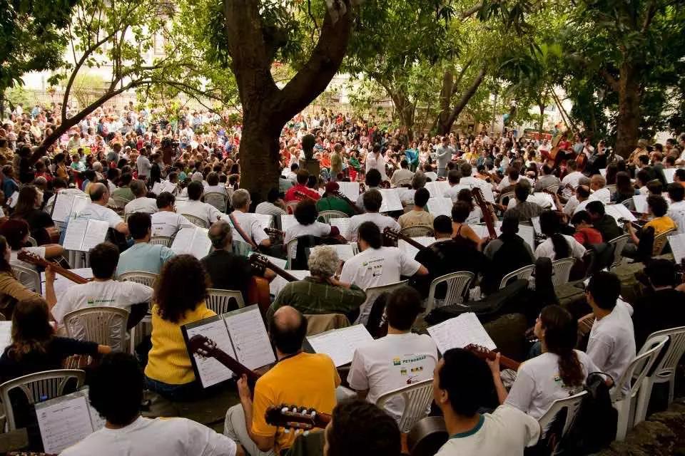 Violão e guitarra, como aprender no Rio de Janeiro?