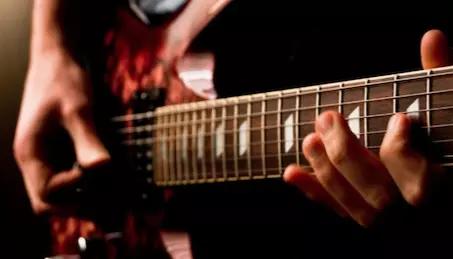 Improvisação na guitarra e no violão
