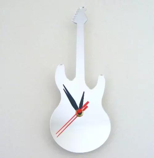 O tempo gasto para tocar violão ou guitarra depende de várias coisas