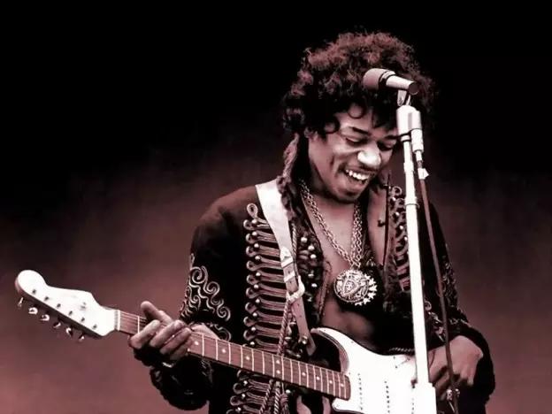 Jimmy Hendrix é o melhor guitarrista e o que mais se divertia com a guitarra