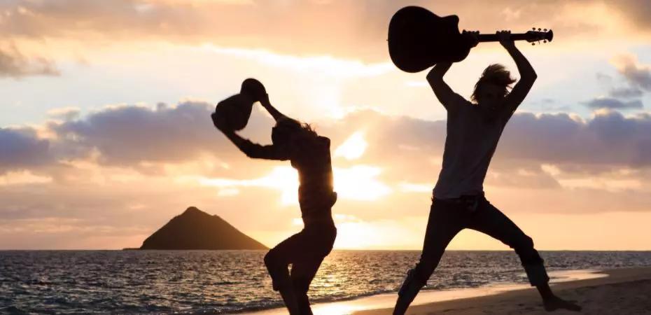 Aprender não é fácil nem para o violão ou a guitarra