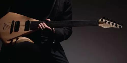 Afinação de instrumento de cordas.