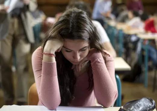 Que tal se tornar um professor de cursos preparatórios?