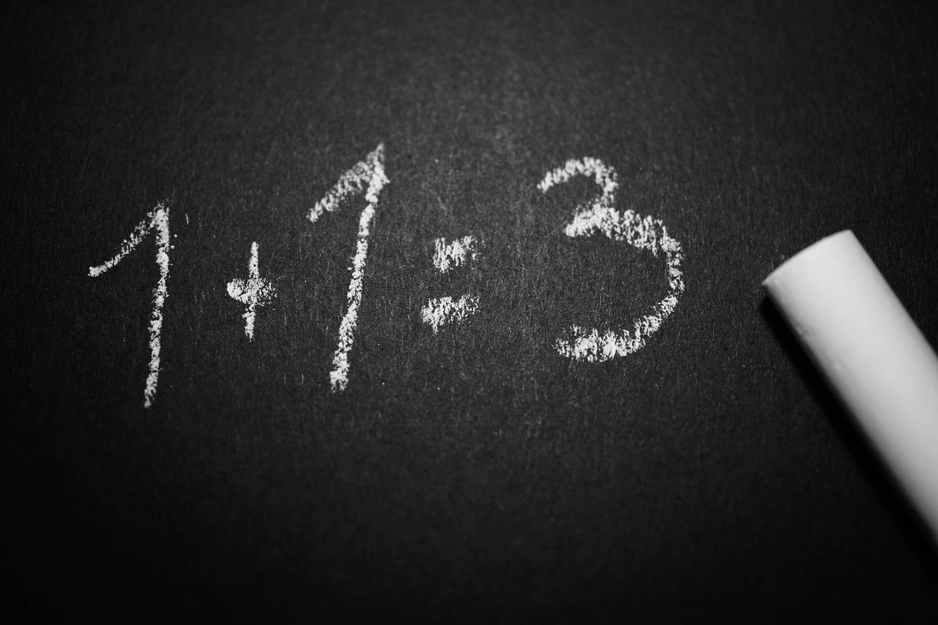 Lousa de escola na aula de matemática
