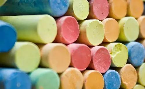 Você pode ensinar muito bem sem ter diplomas