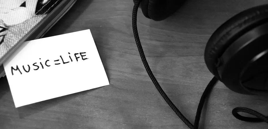 Aulas particulares de violão são um bom caminho para tocar bem