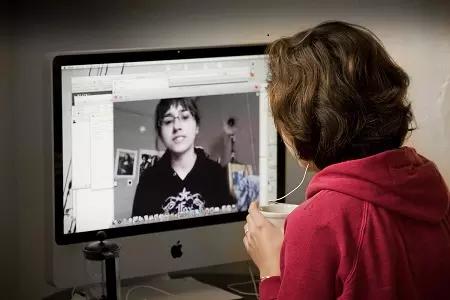 Não desconfie da câmera e do iPad! Eles podem ter superpoderes!