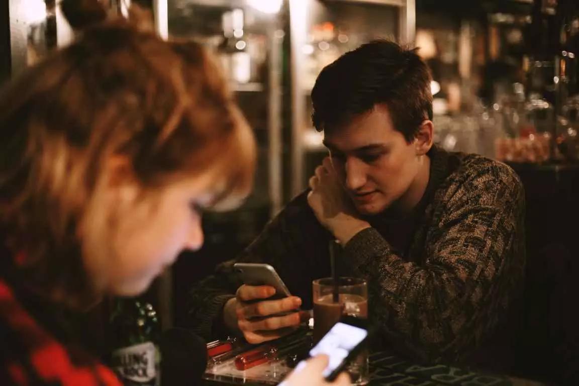 Quer conhecer anglófonos? Vá em um pub ou um bar especializado onde possa encontrar estrangeiros morando em Sampa!