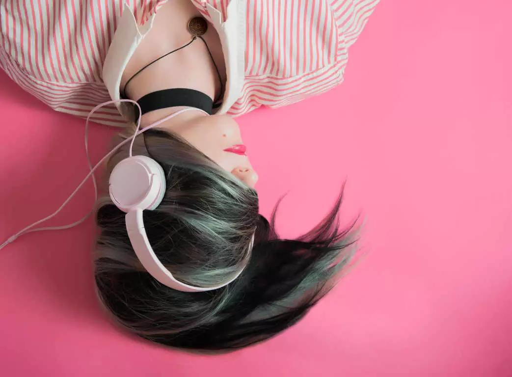 Cante, dance para saber falar o idioma