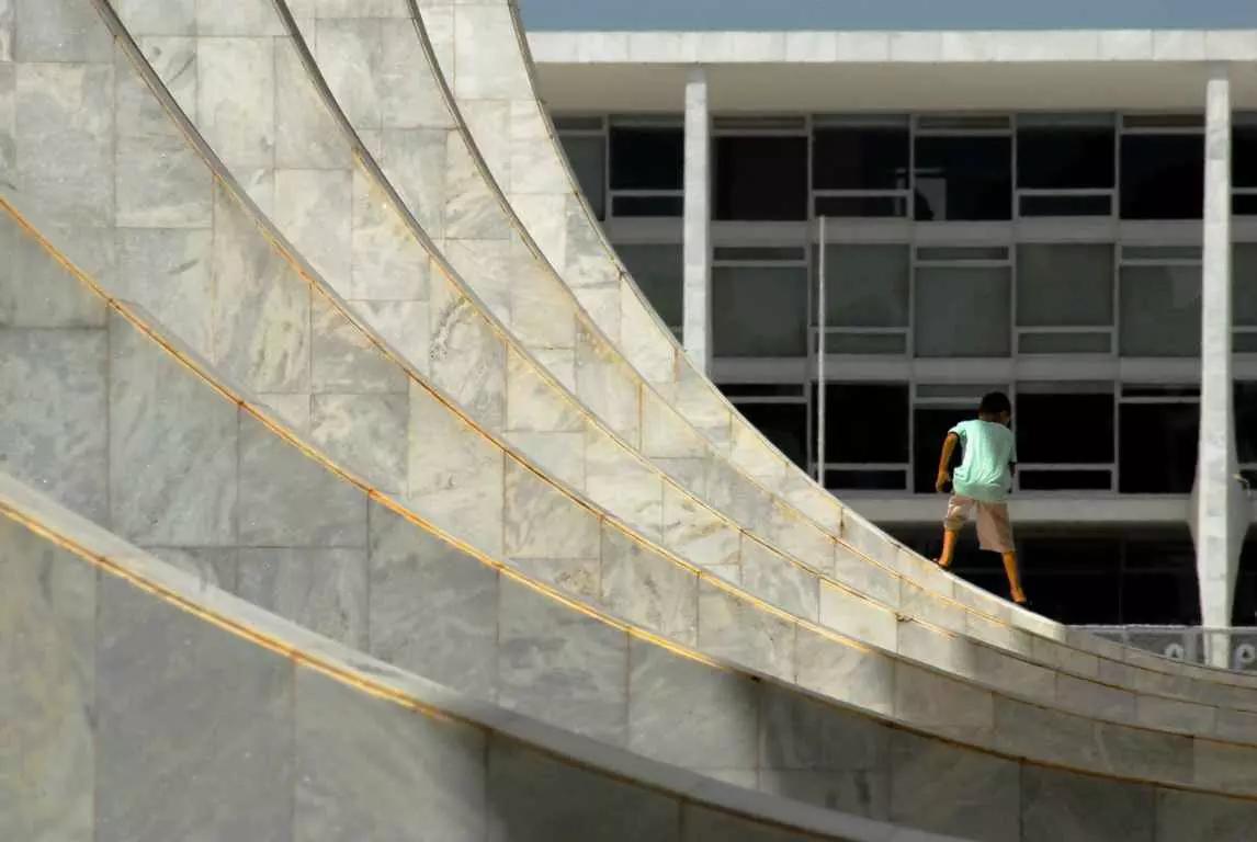 Saiba tudo sobre o idioma em BSB