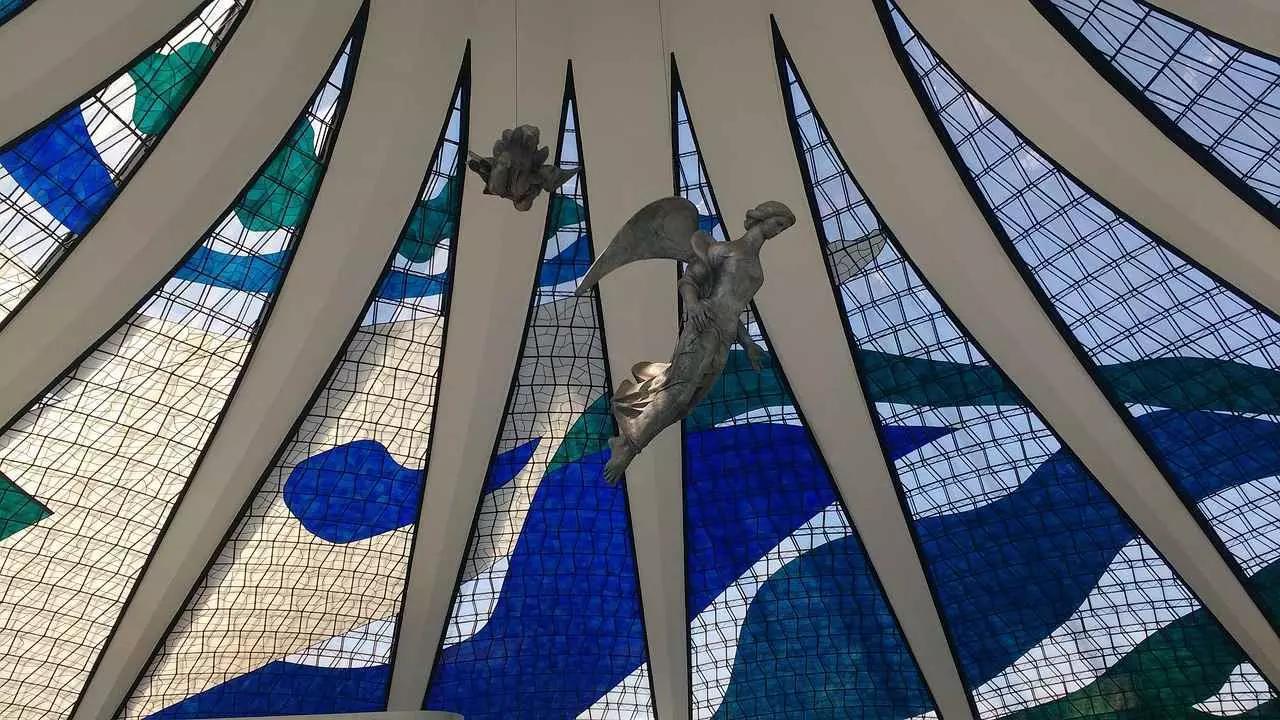 Não deixe de aprender o idioma