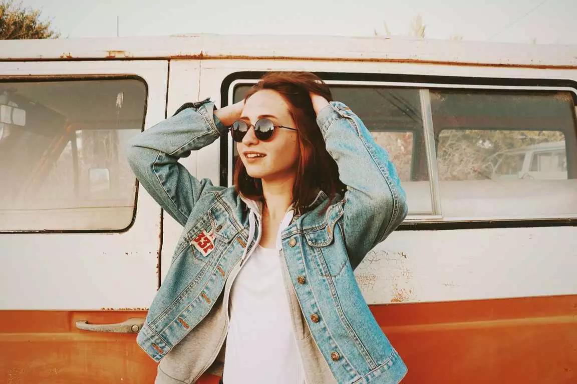 Seja funcionário tirando uma boa nota na prova do idioma