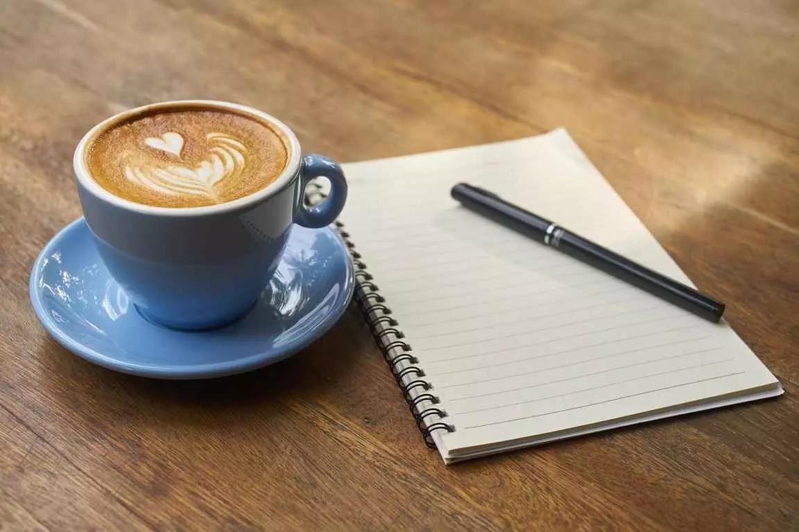 Os escritores sempre tinham o desafio de criar algo novo e significativo para o seu povo