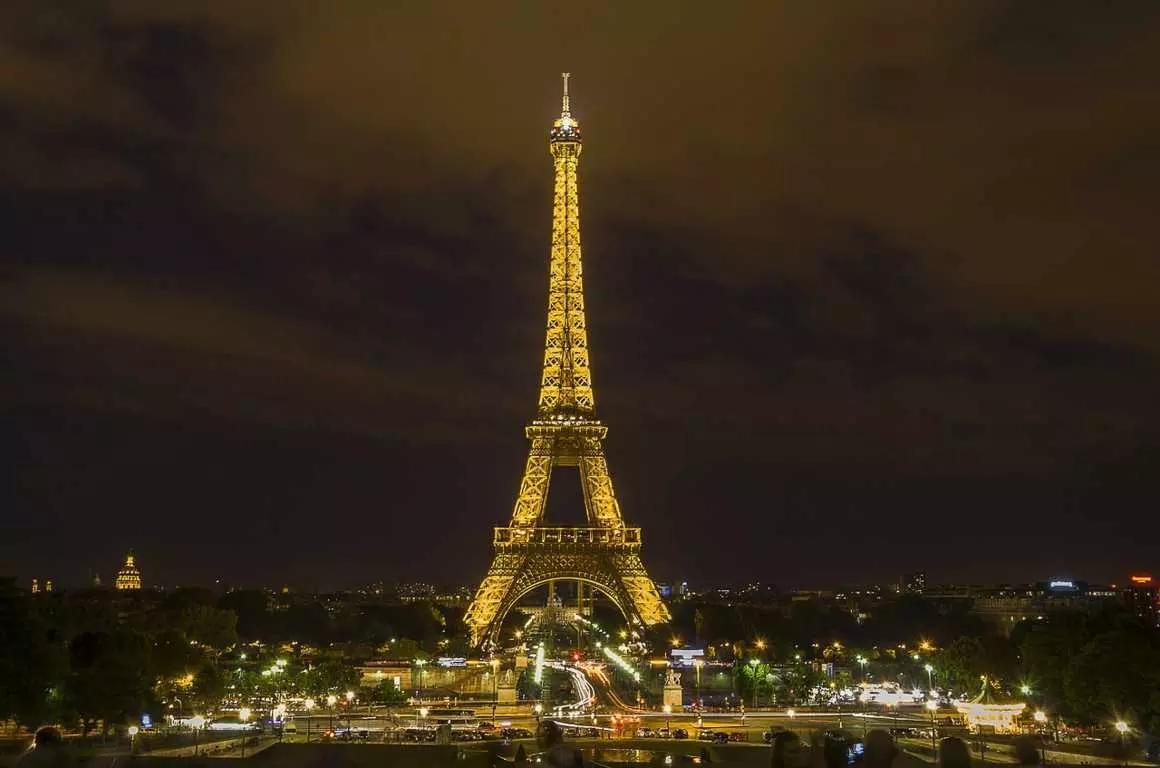 Visite a capital francesa e seus monumentos