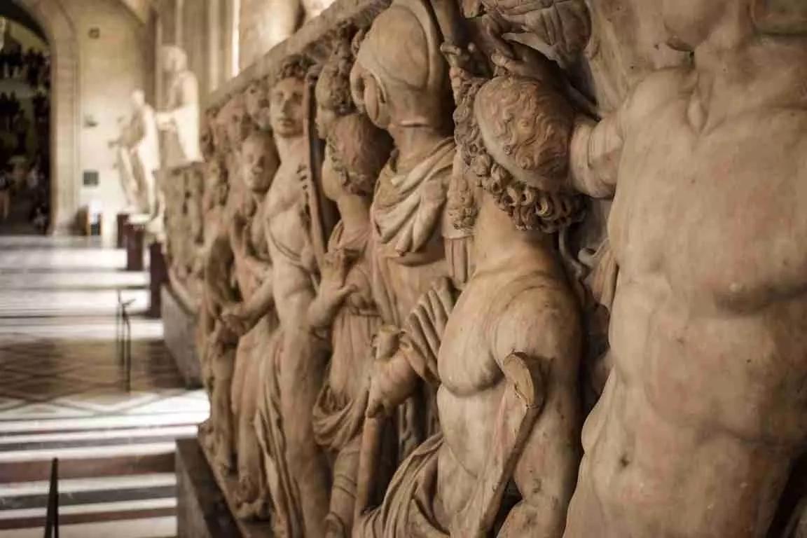 Aprenda francês e visite os museus de Paris