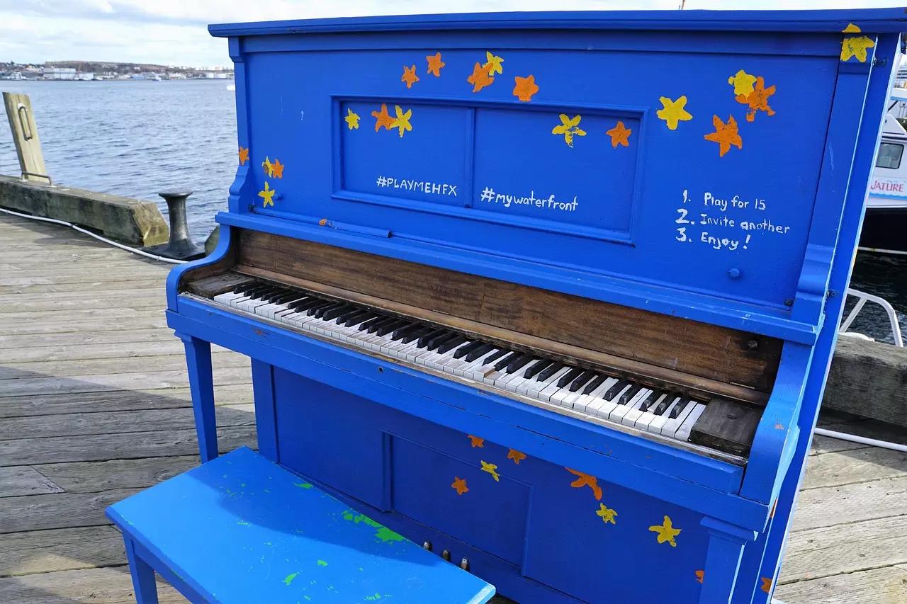 Qual o melhor jeito de aprender piano?
