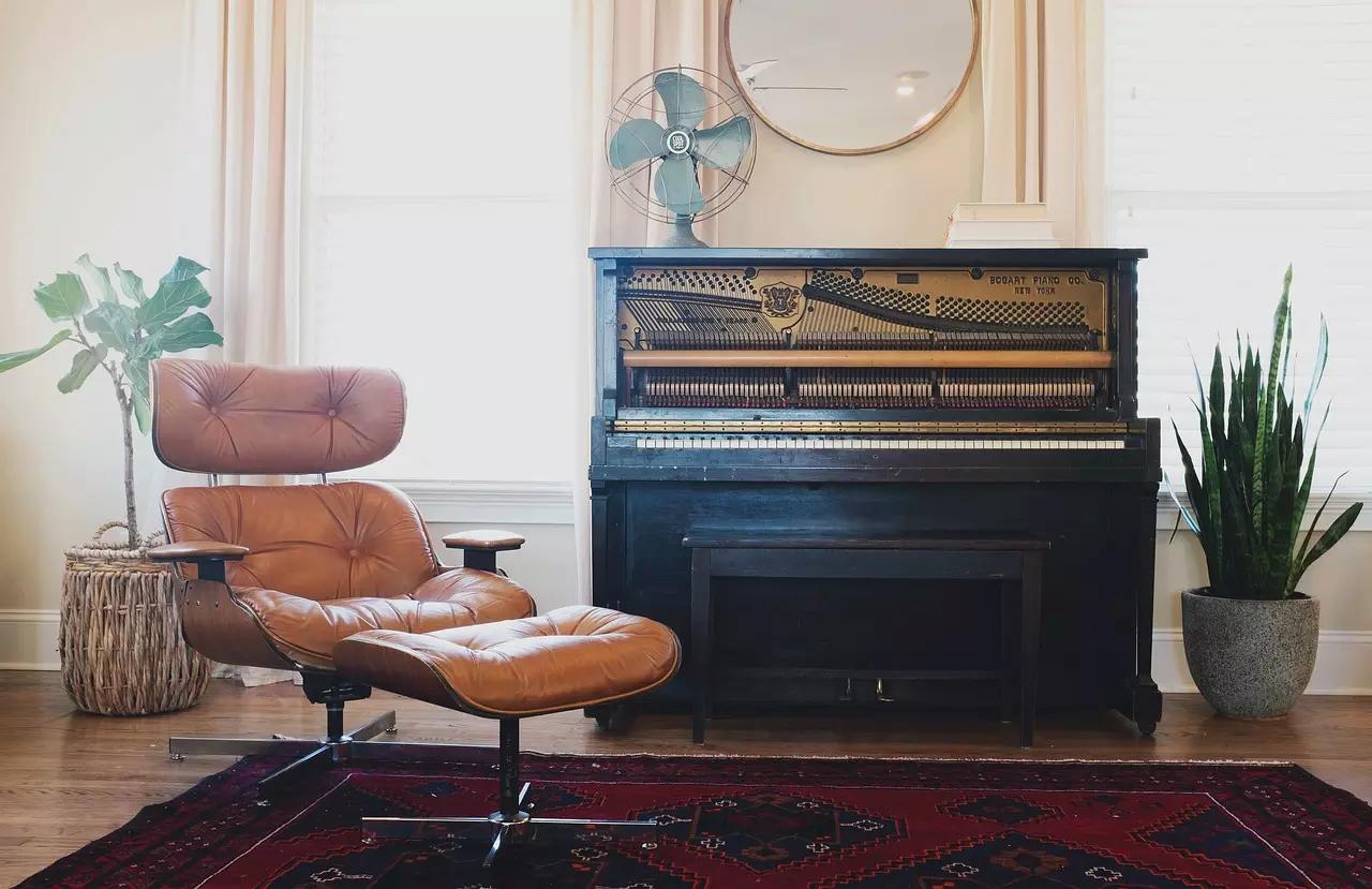 Como estudar suas aulas de piano na residência.