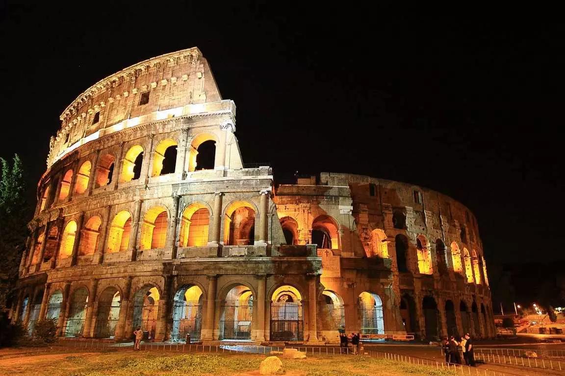 Fale italiano e conheça Roma
